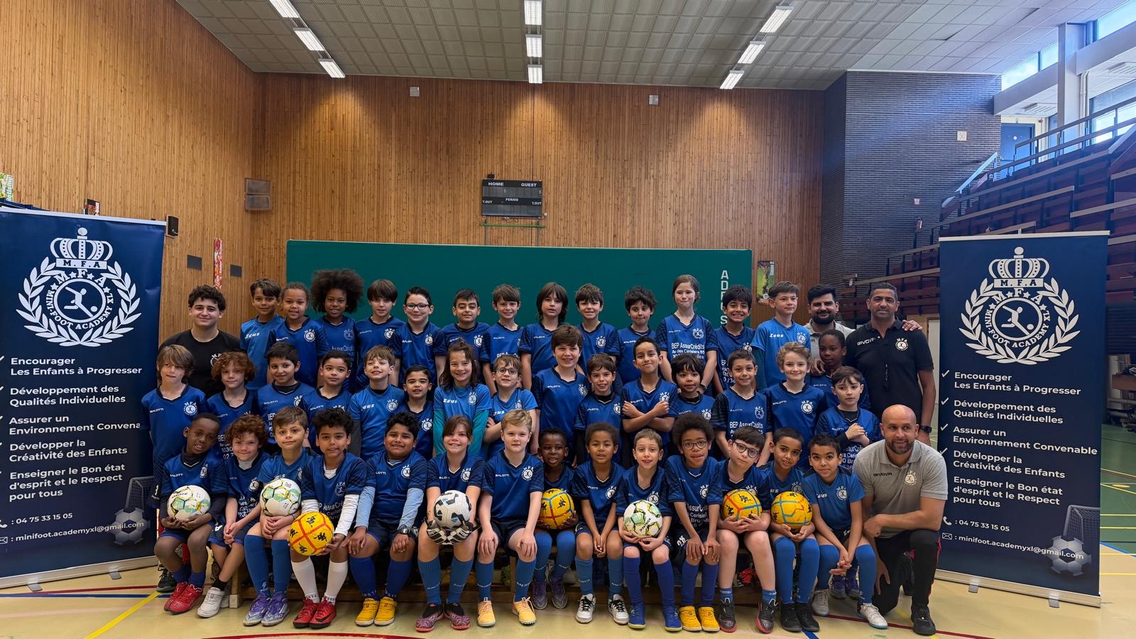 Enfants du groupe 7-9 ans de l'académie de mini foot MFA à Ixelles